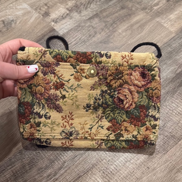 Lightly used Kachemak Canvas & Tapestry Vintage Floral Crossbody Bag - Picture 6 of 10
